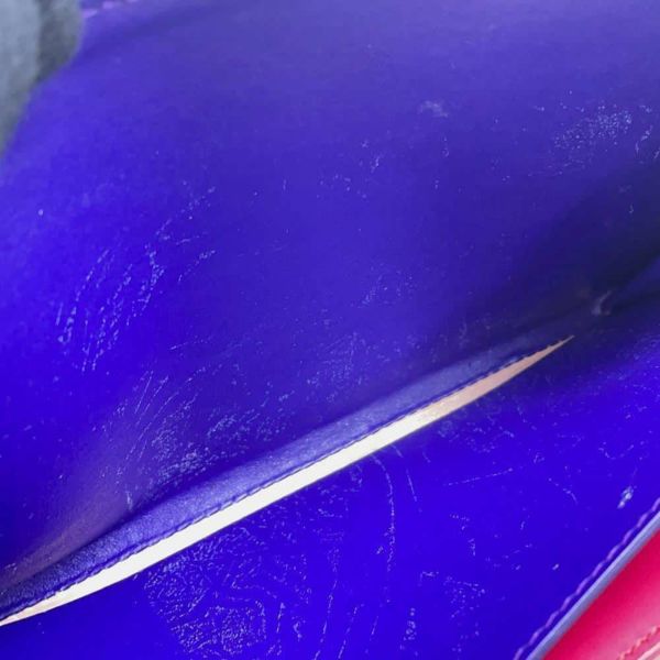 サルヴァトーレ・フェラガモ チェーンショルダーバッグ ヴァラ リボン 21 G877 Ferragamo 黒