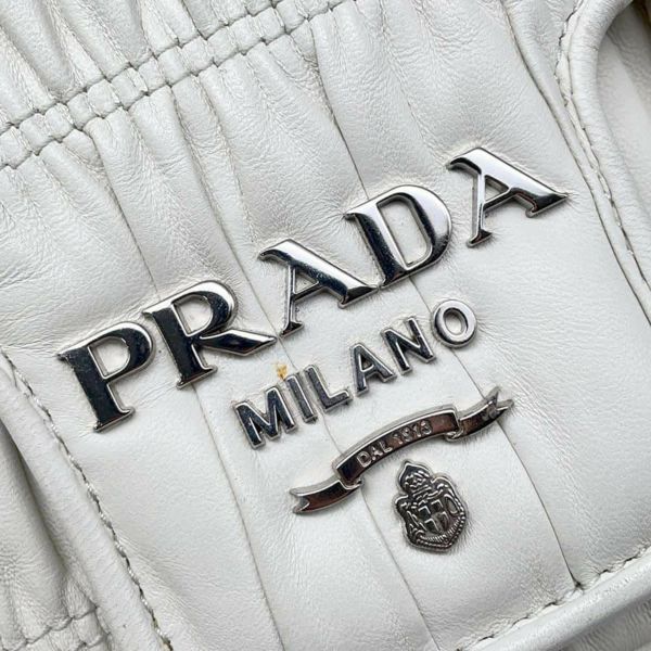 プラダ チェーンショルダーバッグ ギャザー レザー 1BD140 PRADA バッグ 白