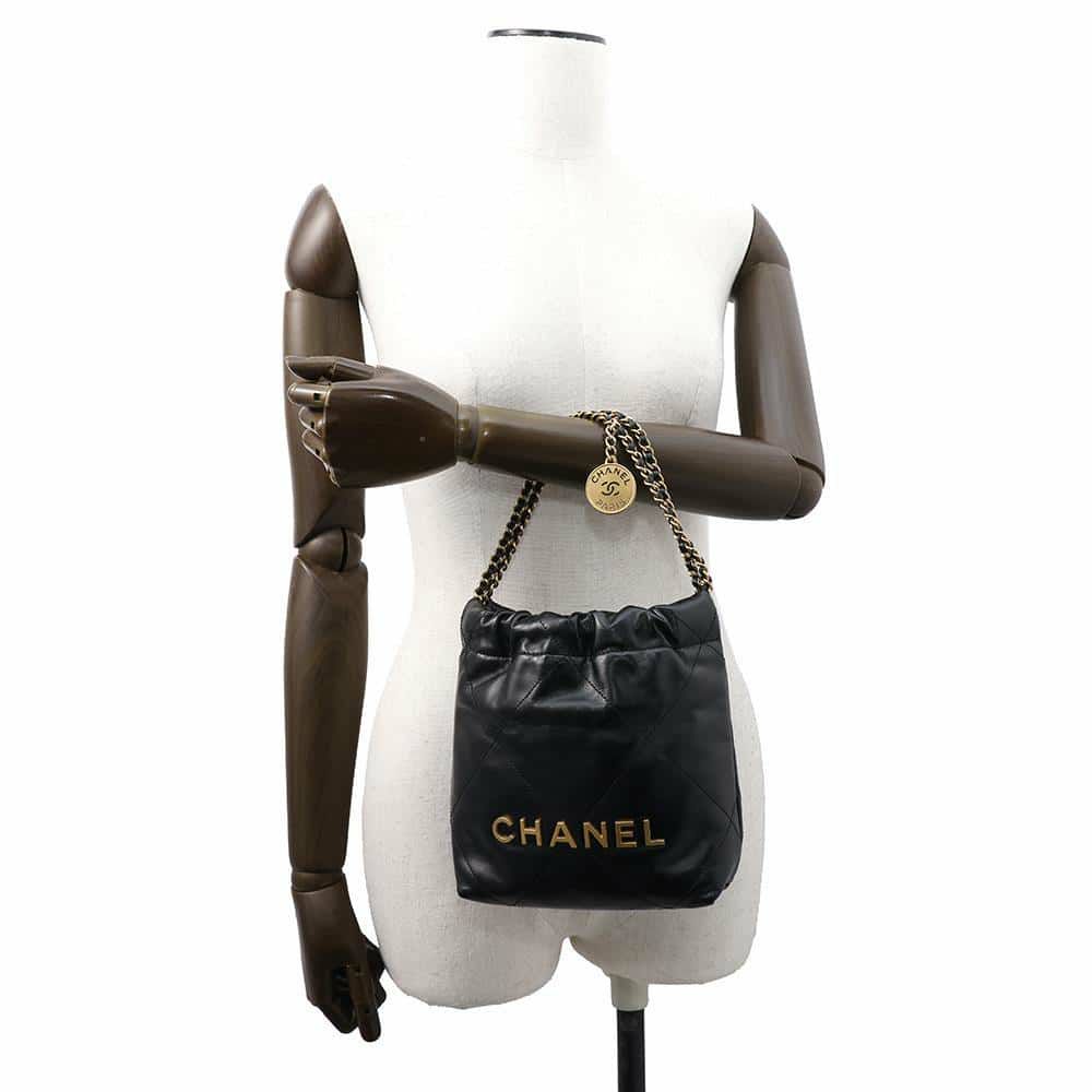シャネル ハンドバッグ CHANEL 22 ミニ ココマーク シャイニーカーフレザー AS3980 CHANEL 2wayショルダーバッグ 黒