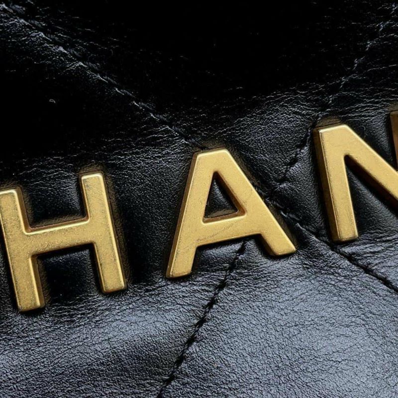 シャネル ハンドバッグ CHANEL 22 ミニ ココマーク シャイニーカーフレザー AS3980 CHANEL 2wayショルダーバッグ 黒