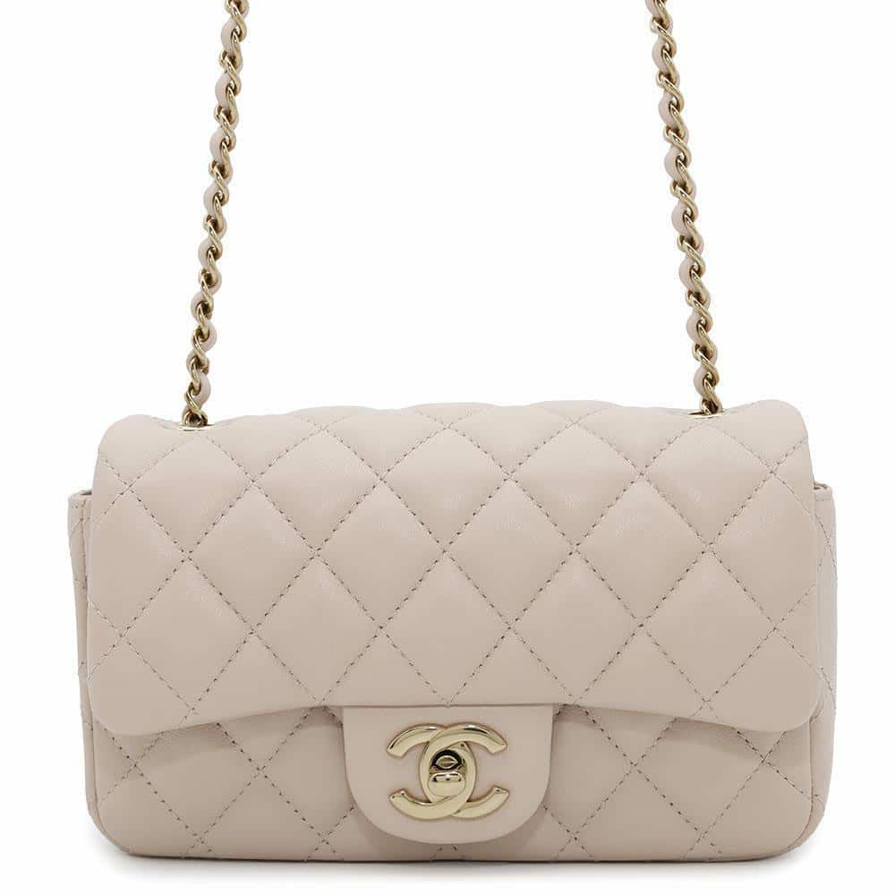 シャネル チェーンショルダーバッグ ミニマトラッセ ココマーク ラムスキン AS5219 CHANEL フラップ バッグ