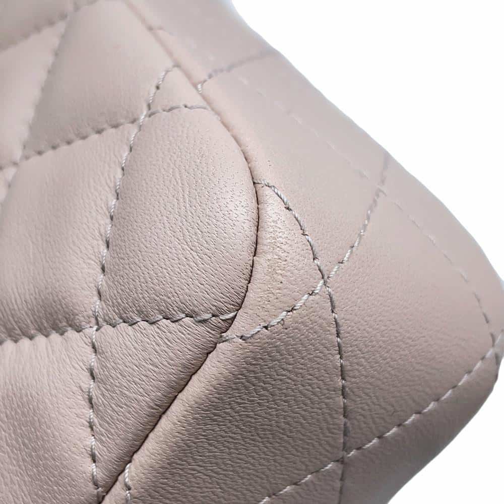 シャネル チェーンショルダーバッグ ミニマトラッセ ココマーク ラムスキン AS5219 CHANEL フラップ バッグ