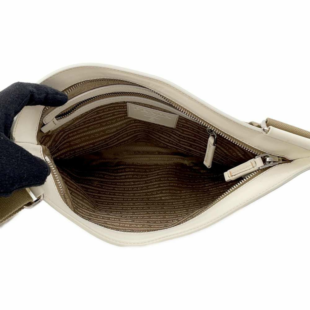 プラダ ショルダーバッグ ロゴ BT0536 PRADA バッグ 白