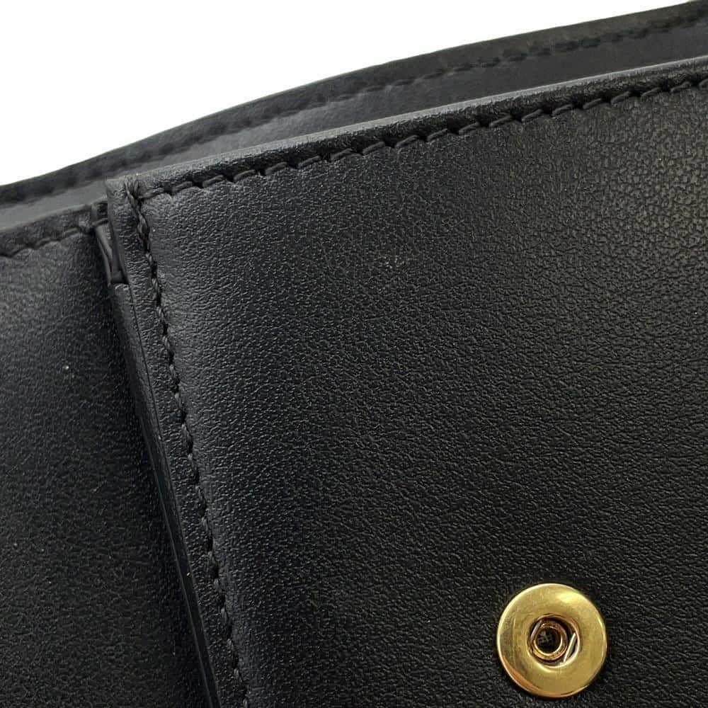 セリーヌ 三つ折り財布 トリオンフ スモール フラップウォレット 10D783DPV.38NO CELINE 財布 黒