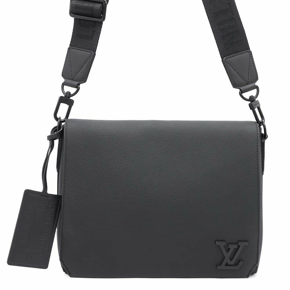 ルイヴィトン ショルダーバッグ テイクオフ・メッセンジャー グレインレザー M57080 LOUIS VUITTON ブラック 黒