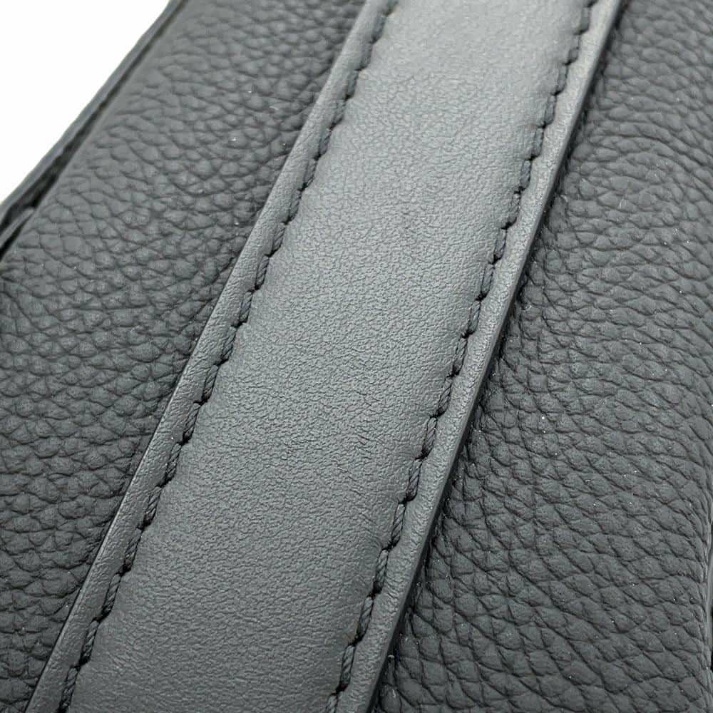 ルイヴィトン ショルダーバッグ テイクオフ・メッセンジャー グレインレザー M57080 LOUIS VUITTON ブラック 黒