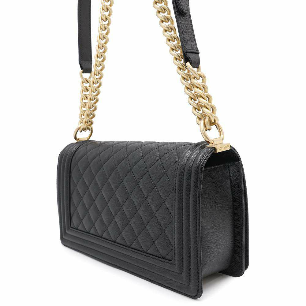 シャネル チェーンショルダーバッグ ココマーク ボーイシャネル キャビアスキン A67086 CHANEL 斜めがけ BOY CHANEL 黒