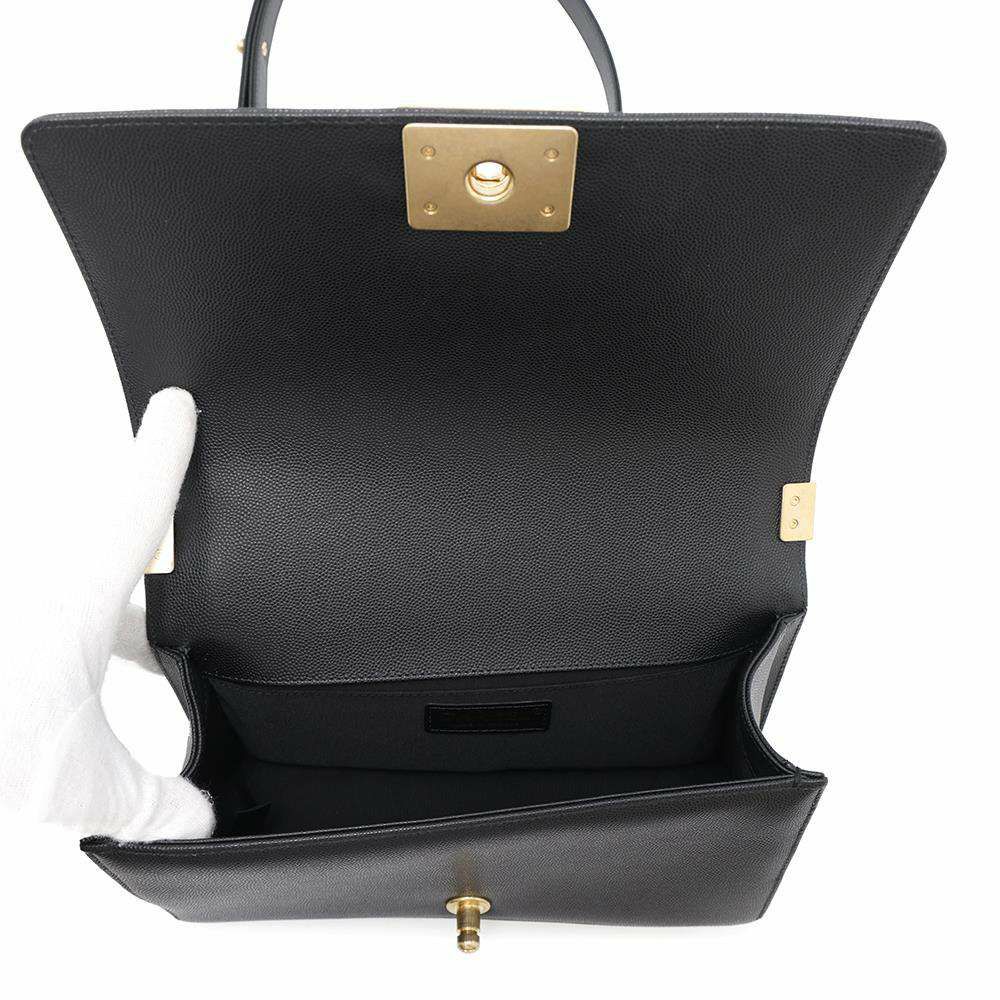 シャネル チェーンショルダーバッグ ココマーク ボーイシャネル キャビアスキン A67086 CHANEL 斜めがけ BOY CHANEL 黒