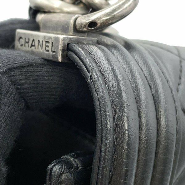 シャネル チェーンショルダーバッグ ボーイシャネル ラージ マトラッセ ココマーク ラムスキン A92193 CHANEL 黒