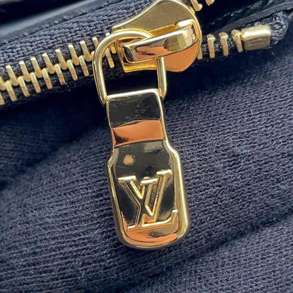 ルイヴィトン 財布 モノグラム・リバース スリムパース M80390 LOUIS VUITTON ヴィトン ブラック 黒