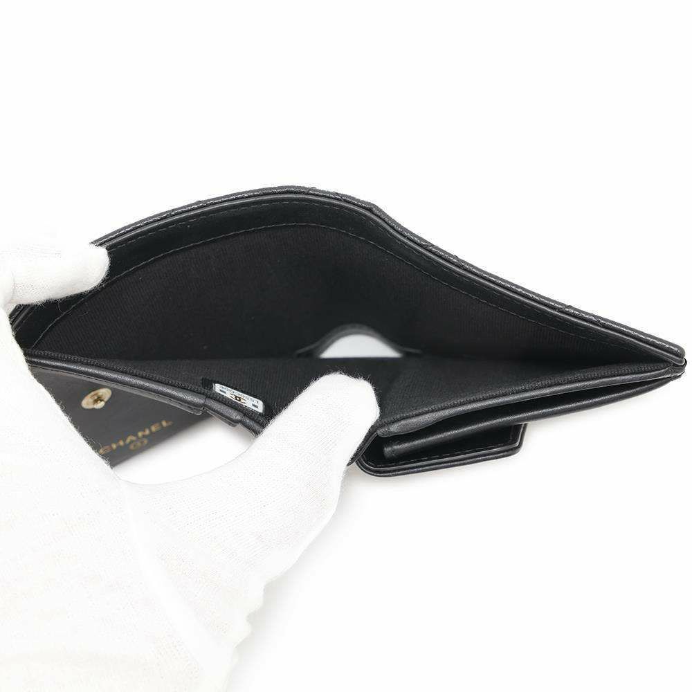 シャネル 二つ折り財布 マトラッセ ココマーク キャビアスキン AP3055 CHANEL 財布 黒