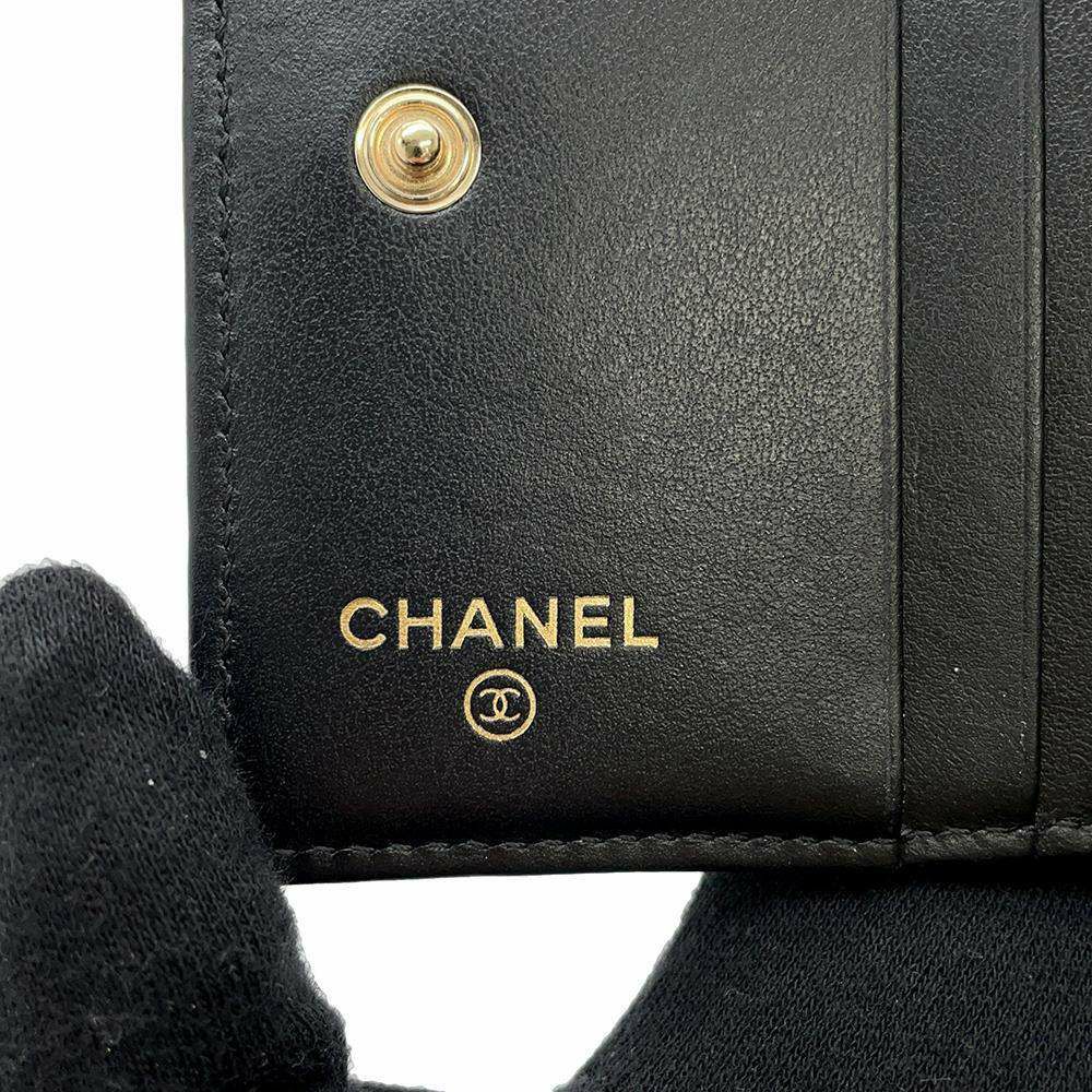 シャネル 二つ折り財布 マトラッセ ココマーク キャビアスキン AP3055 CHANEL 財布 黒