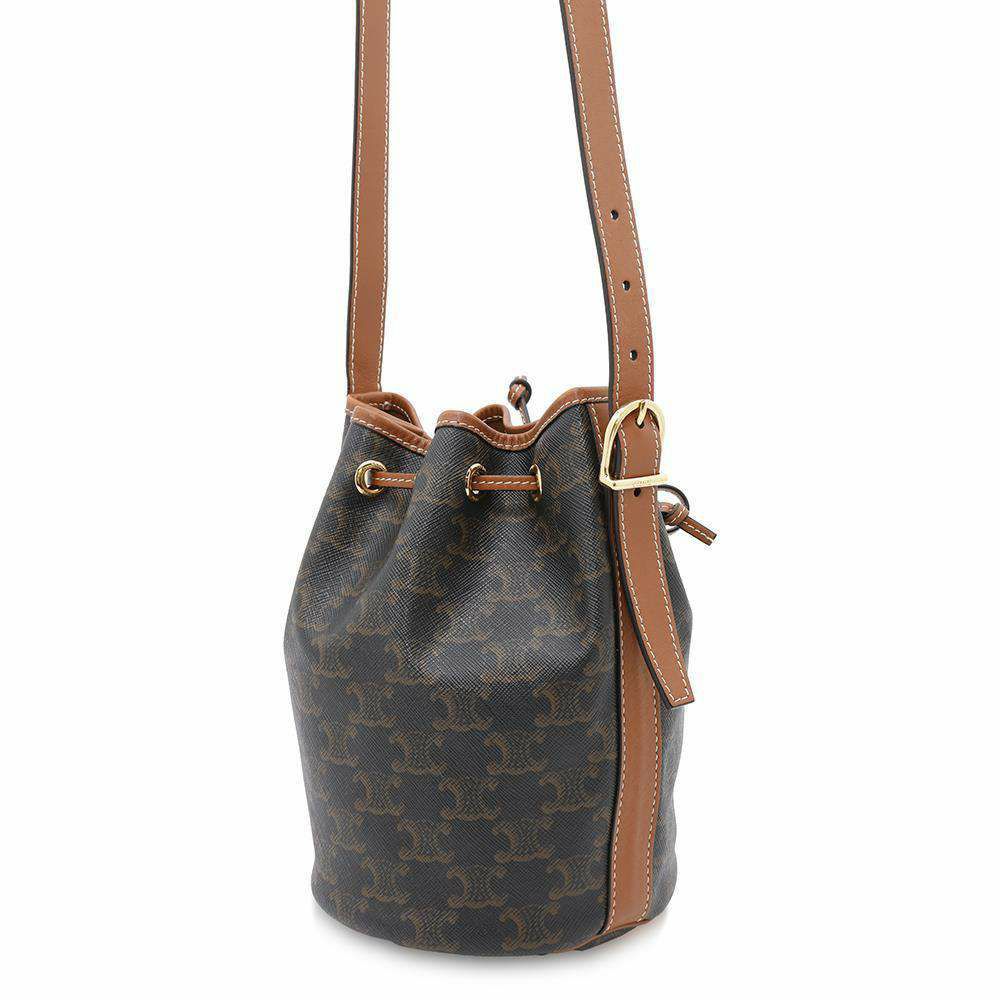 セリーヌ ショルダーバッグ トリオンフ スモール ドローストリングバッグ レザー 191142BZJ.04LU  CELINE バッグ