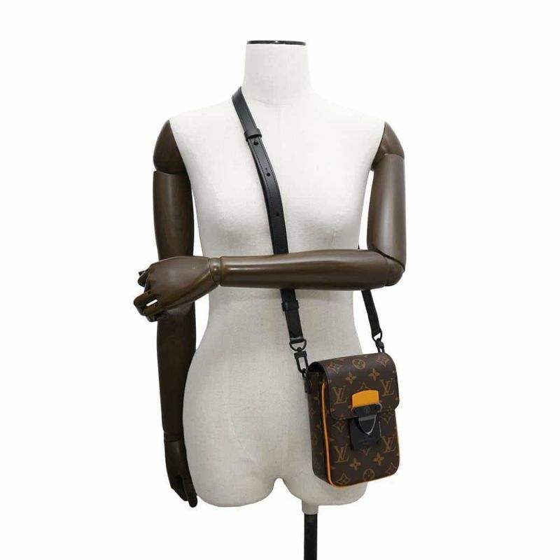 ルイヴィトン ショルダーバッグ モノグラム・マカサー Sロック ヴェルティカル・ウエアラブル ウォレット M82535