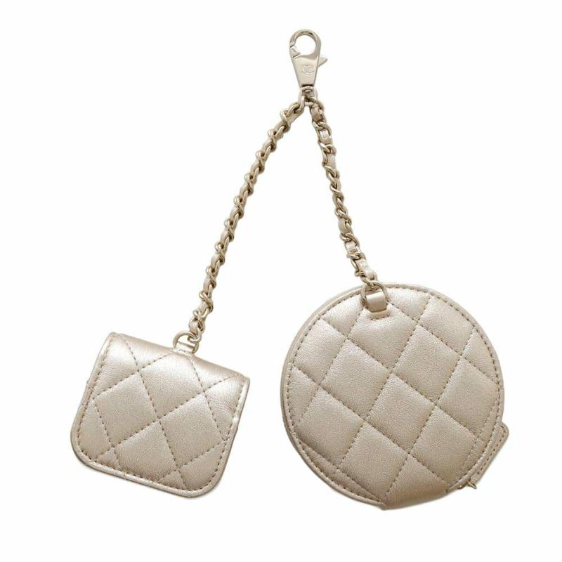 シャネル ノベルティ コインケース AirPodsケース チェーンセット マトラッセ ココマーク ラムスキン CHANEL イヤーズギフト