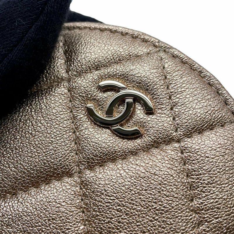 シャネル ノベルティ コインケース AirPodsケース チェーンセット マトラッセ ココマーク ラムスキン CHANEL イヤーズギフト