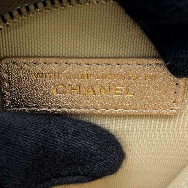 シャネル ノベルティ コインケース AirPodsケース チェーンセット マトラッセ ココマーク ラムスキン CHANEL イヤーズギフト