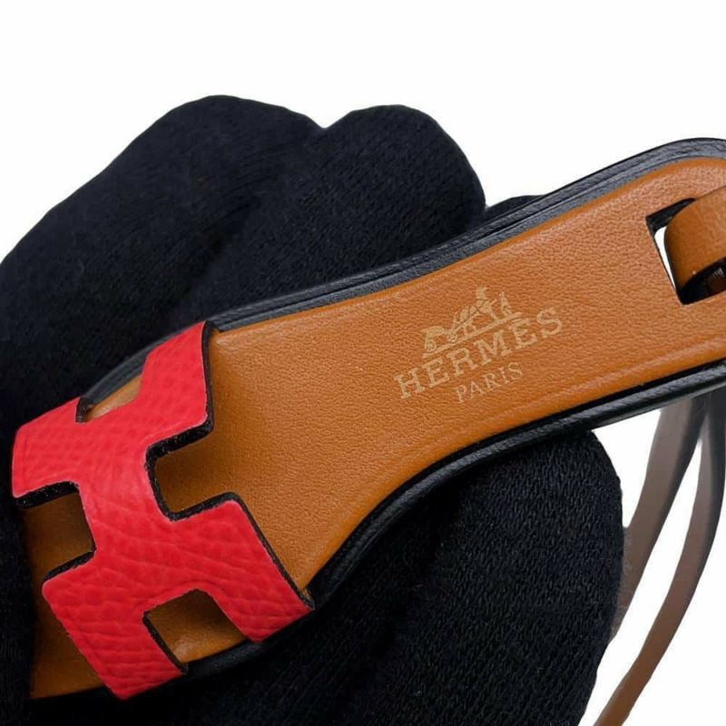 エルメス バッグチャーム オラン・ナノ ルージュクー/ナチュラルサブレ/ブラック エプソン/ヴォーバトラー/ヴァッシュハンター