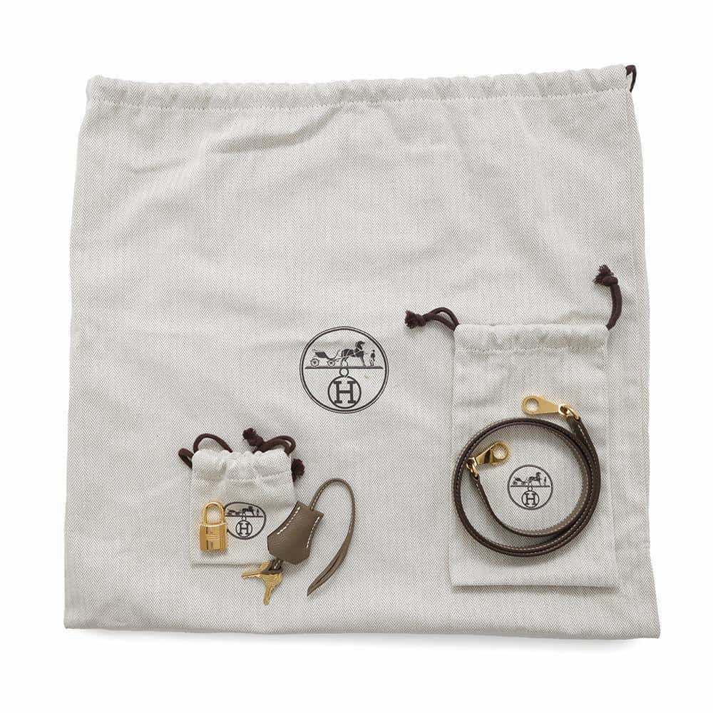 エルメス ハンドバッグ ケリー28 外縫い エトゥープ/ゴールド金具 エプソン Y刻印 2wayショルダー