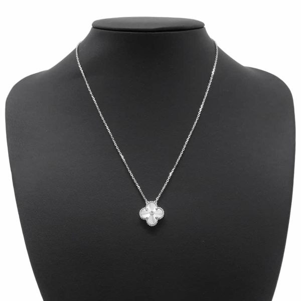 ヴァンクリーフ&アーペル ネックレス ヴィンテージ アルハンブラ ギヨシェ ダイヤ 1P K18WG VCARP6L800 2020年ホリデー限定