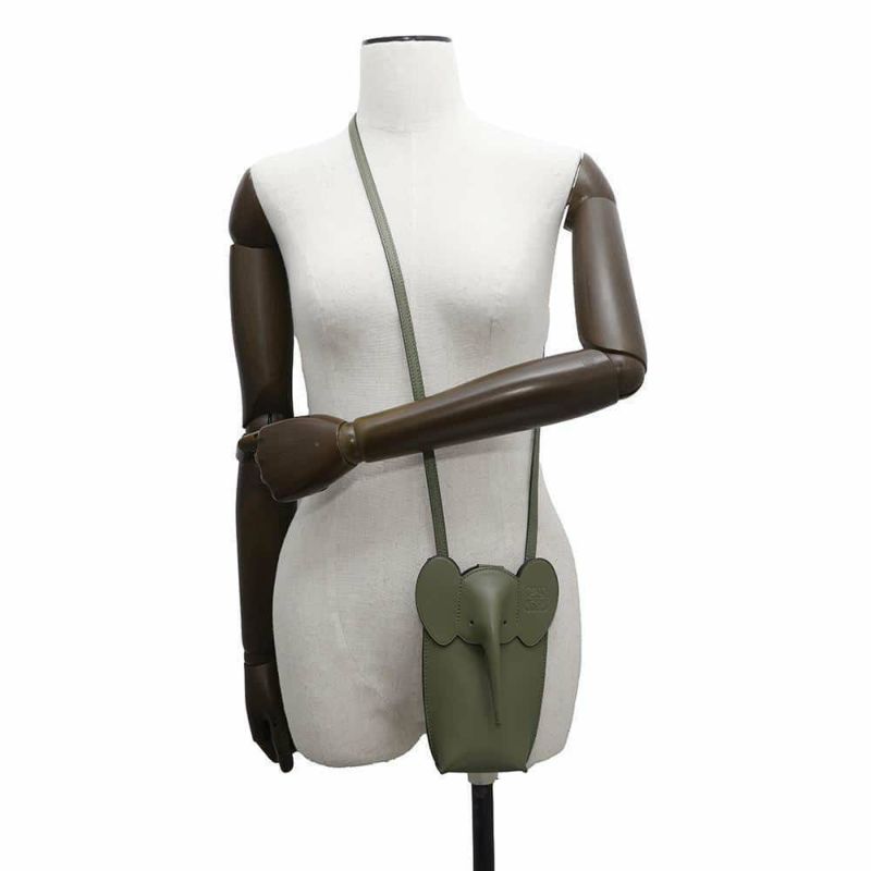 ロエベ ショルダーバッグ アニマルコレクション エレファント ポケット レザー C623B02X04 LOEWE ゾウ