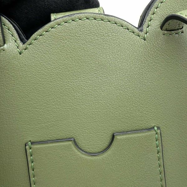 ロエベ ショルダーバッグ アニマルコレクション エレファント ポケット レザー C623B02X04 LOEWE ゾウ