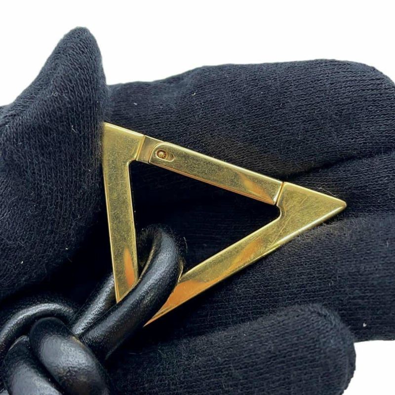 ボッテガヴェネタ  キーリング トライアングル ラムスキン 619100 BOTTEGA VENETA キーホルダー 黒