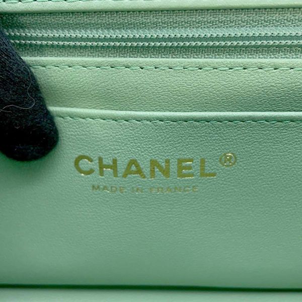 シャネル チェーンショルダーバッグ マトラッセ ココマーク トップハンドル ミニ フラップ ラムスキン AS2431 CHANEL