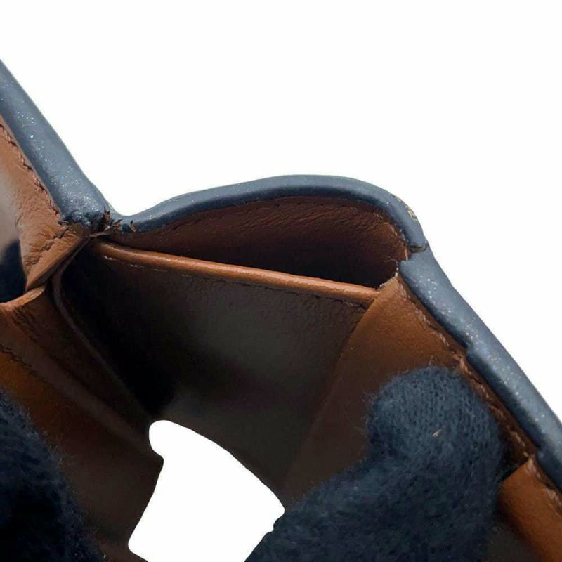 セリーヌ 三つ折り財布 トリオンフ スモールフラップ ウォレット 10D782CQH.04LU CELINE