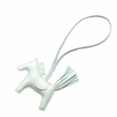エルメス バッグチャーム イポ タツノオトシゴ ヴェールフィズ
