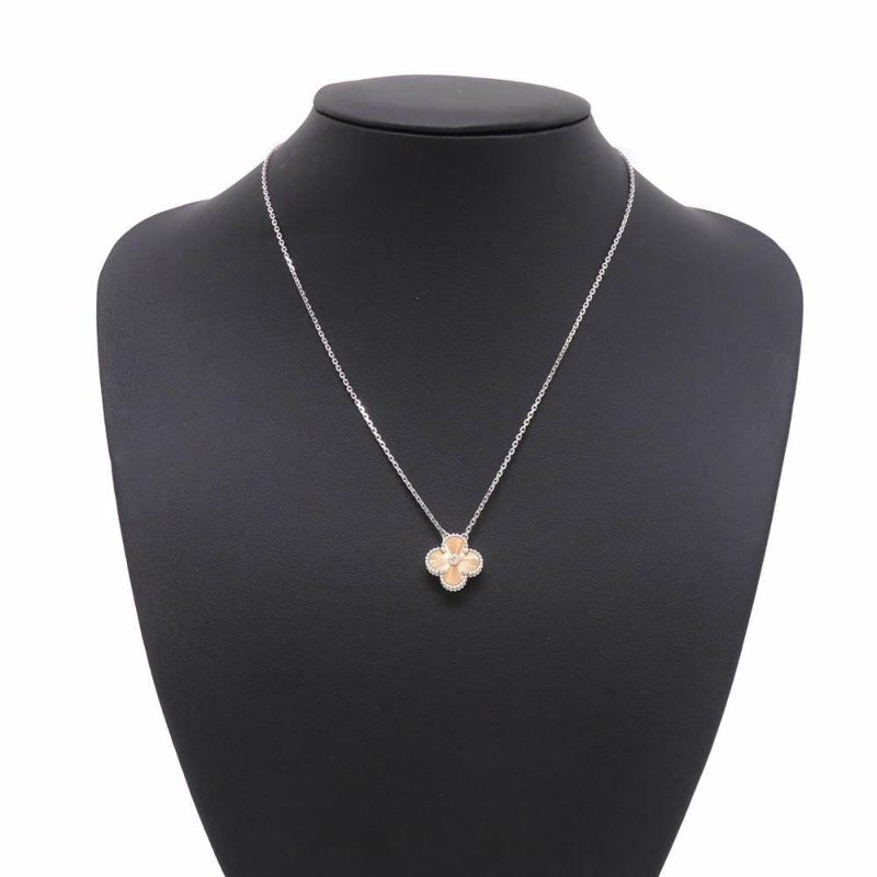 ヴァンクリーフ&アーペル ネックレス ヴィンテージ アルハンブラ ギヨシェ ダイヤ 1P K18WG/K18PG VCARPNTH00 2024年ホリデー限定