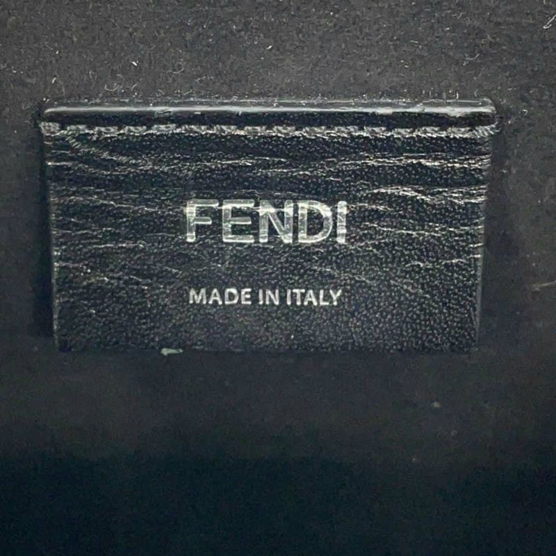 フェンディ ショルダーバッグ 縦型ボックス レザー 7VA519 FENDI 黒