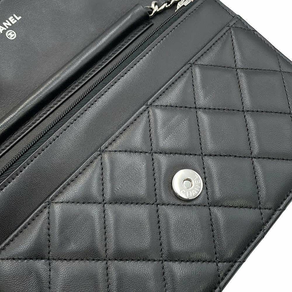 シャネル チェーンウォレット クラシック マトラッセ ココマーク ラムスキン AP0250 CHANEL 財布 黒