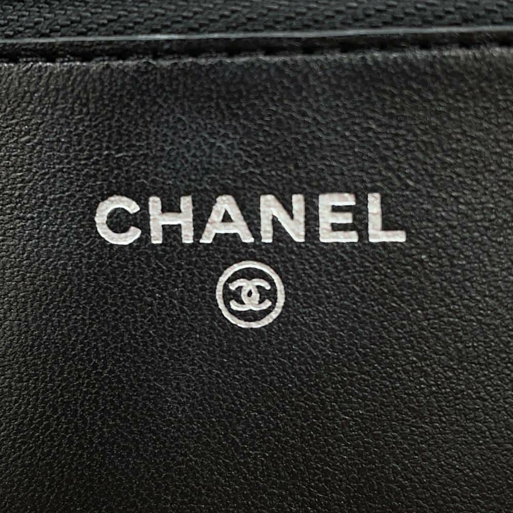 シャネル チェーンウォレット クラシック マトラッセ ココマーク ラムスキン AP0250 CHANEL 財布 黒