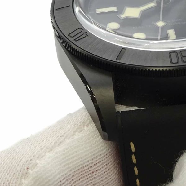 チュードル ブラックベイ セラミック M79210CNU-0001 TUDOR チューダー 腕時計 黒文字盤