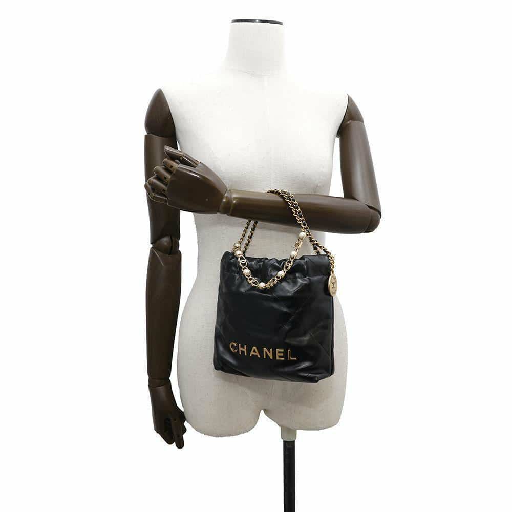 シャネル ハンドバッグ CHANEL 22 ミニ ココマーク パール シャイニーカーフレザー AS3980 2wayショルダーバッグ 黒