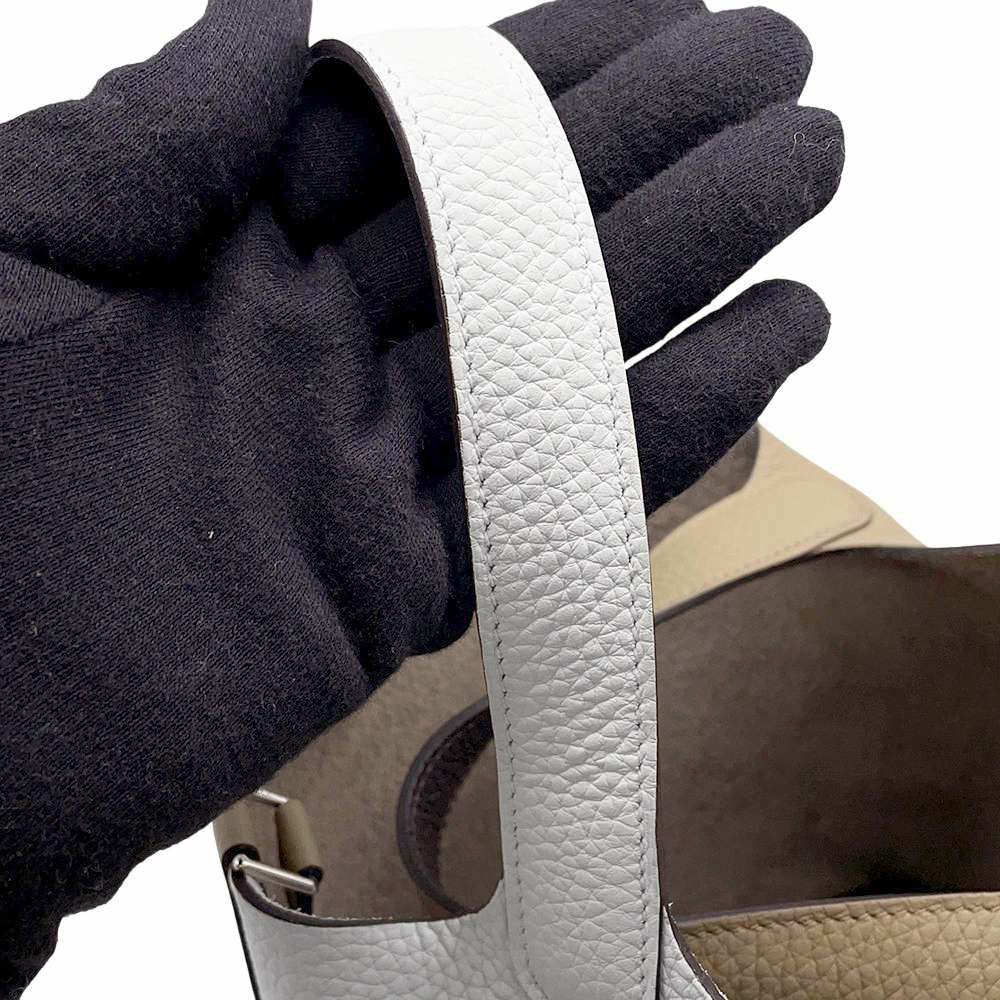 エルメス ピコタンロックPM カザック2 ベージュマルファ/ニューホワイト/マカサー トリヨンクレマンス W刻印