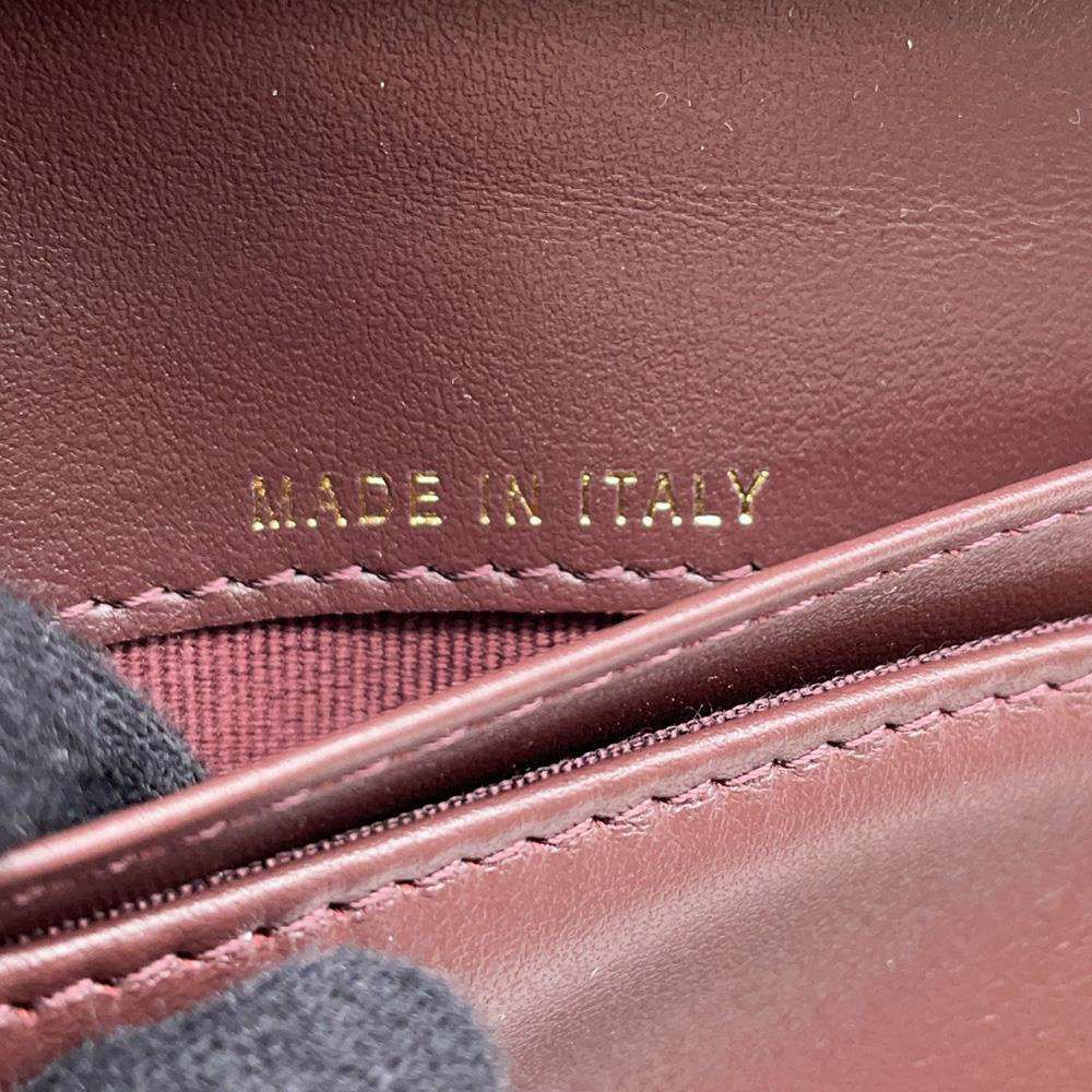 シャネル 二つ折り財布 マトラッセ スモールウォレット ココマーク キャビアスキン AP4652 CHANEL 財布 黒