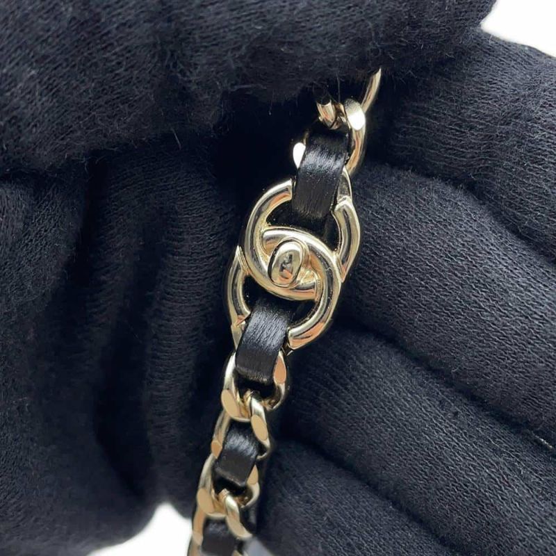 シャネル カチューシャ ココマーク チェーン ターンロック レザー B22V AB6143 CHANEL ヘアアクセサリー 黒