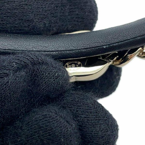 シャネル カチューシャ ココマーク チェーン ターンロック レザー B22V AB6143 CHANEL ヘアアクセサリー 黒