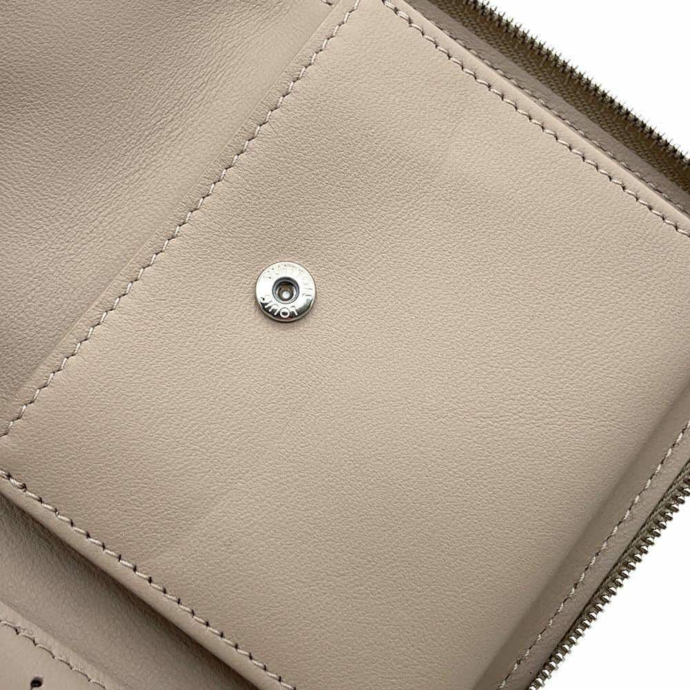 ルイヴィトン 二つ折り財布 モノグラム・マヒナ ジッピー・コンパクト ウォレット M81558 LOUIS VUITTON