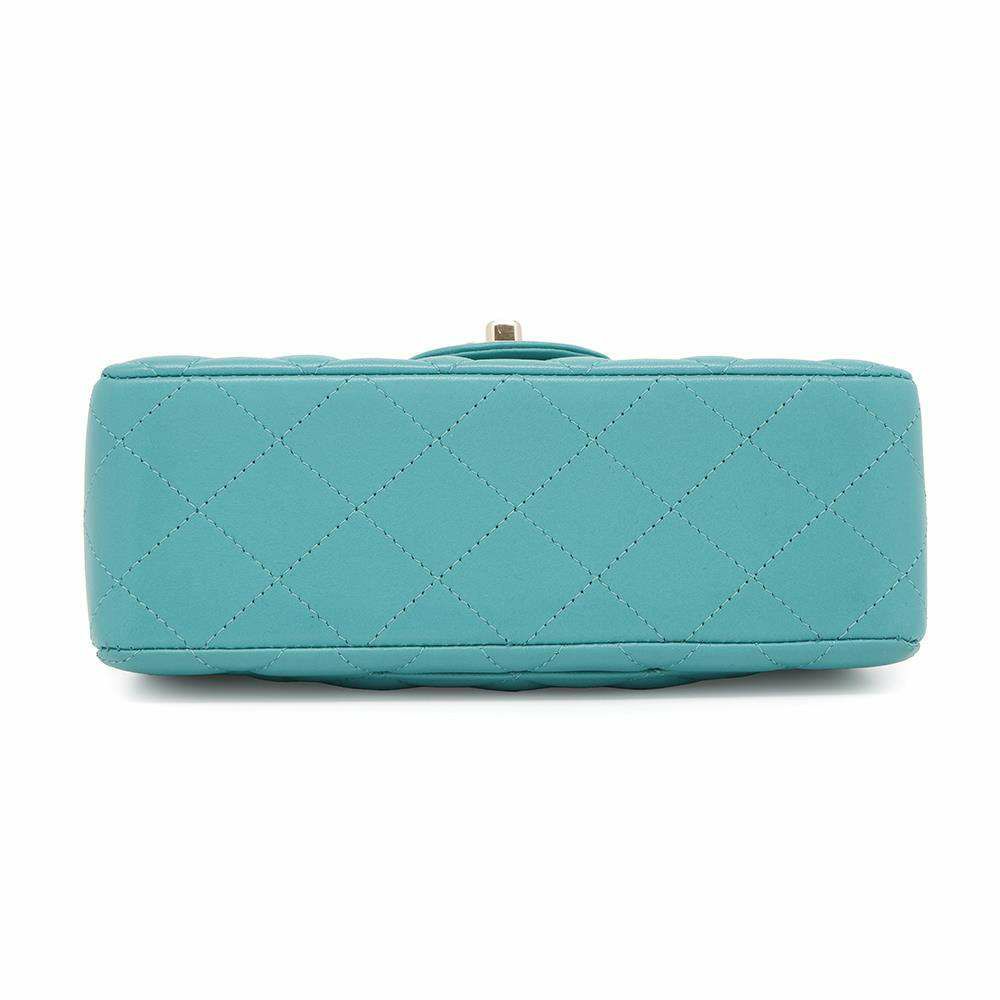 シャネル チェーンショルダーバッグ ココマーク マトラッセ 20 ラムスキン A69900 CHANEL ミニ フラップ