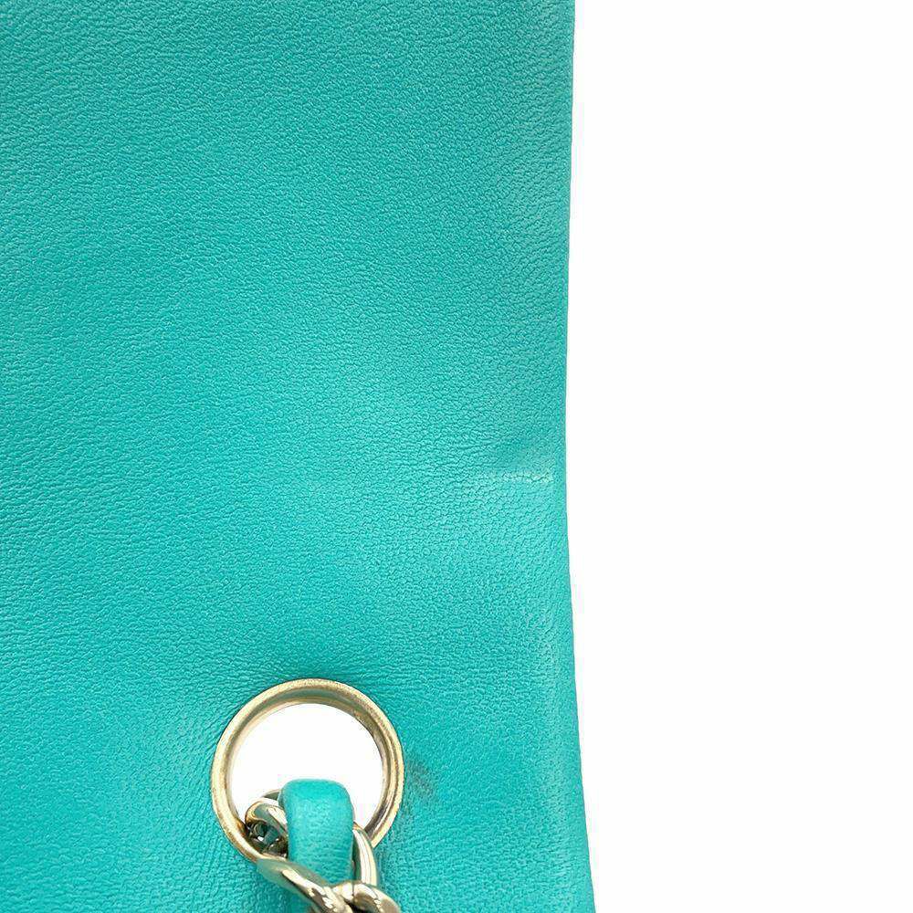 シャネル チェーンショルダーバッグ ココマーク マトラッセ 20 ラムスキン A69900 CHANEL ミニ フラップ