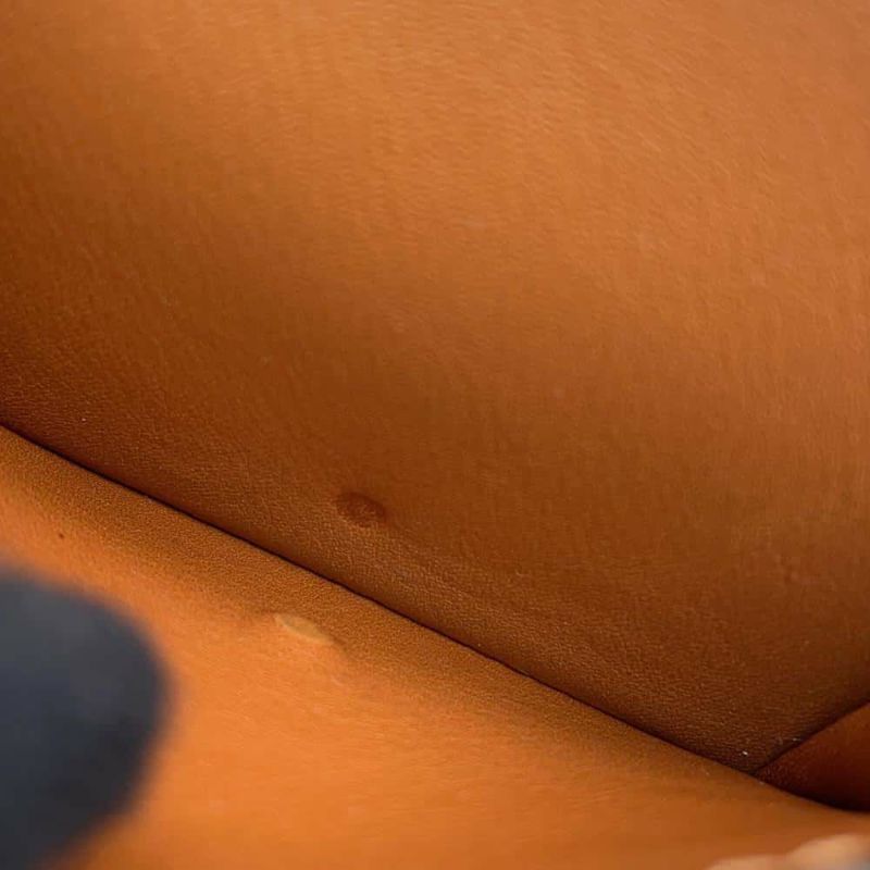 ロエベ 三つ折り財布 アナグラム トライフォールド グレインカーフレザー C821TR2X02 LOEWE 財布