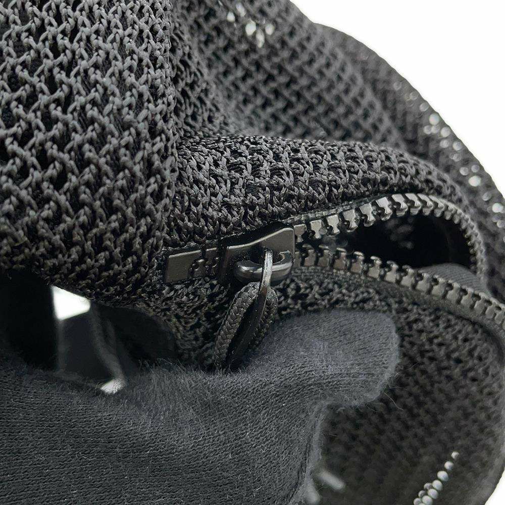 サンローランパリ ボディバッグ ロゴ クロスボディバッグ ナイロン 671640 SAINT LAURENT PARIS 黒