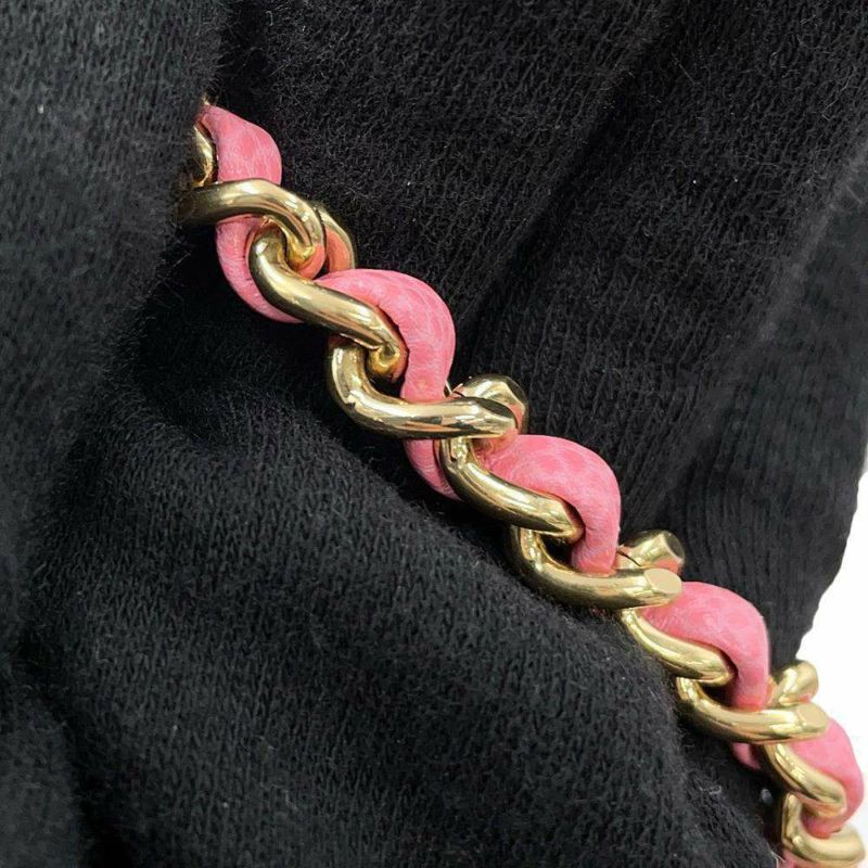 シャネル チェーンショルダーバッグ マトラッセ ココマーク カメラバッグ キャビアスキン CHANEL 2way