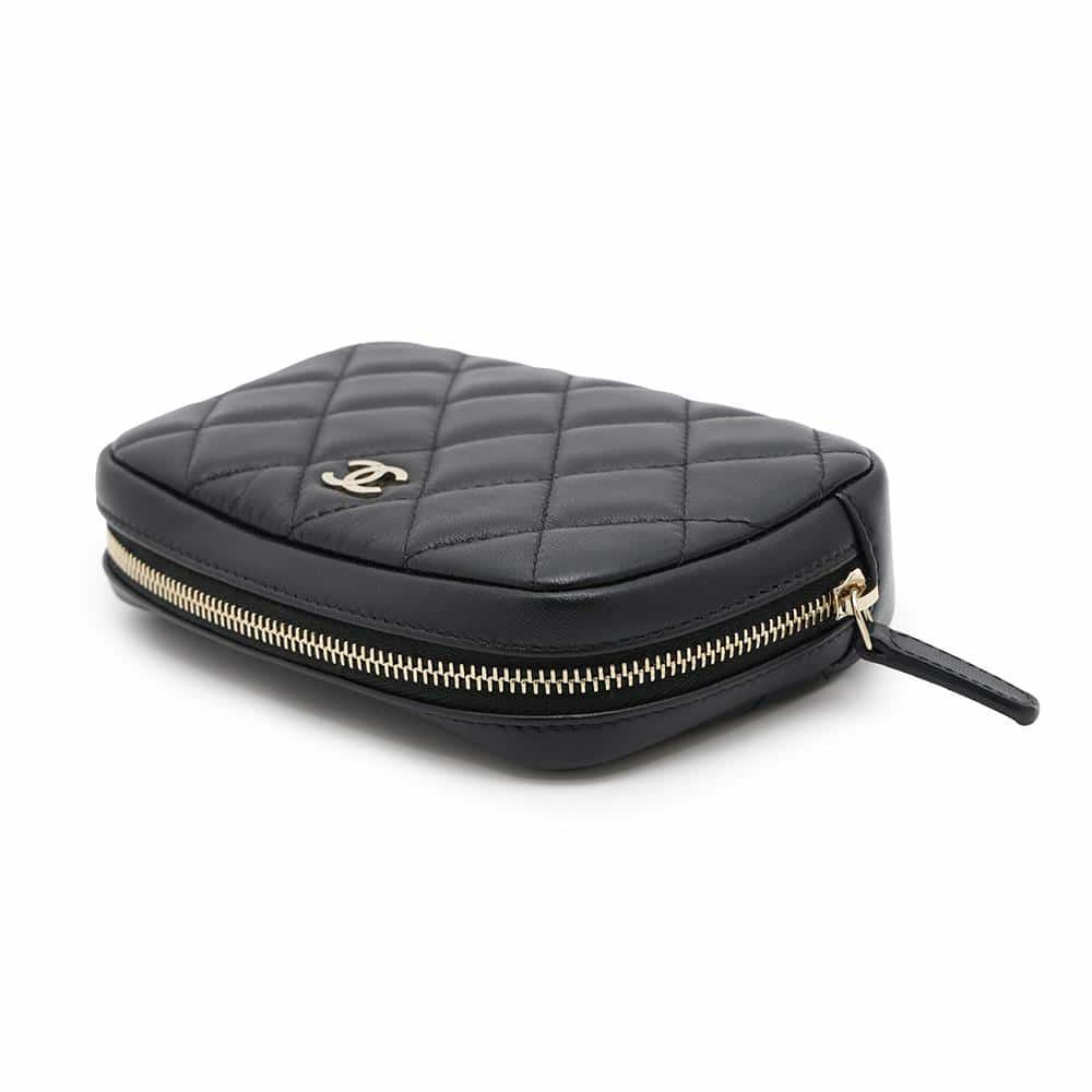 シャネル ポーチ ココマーク マトラッセ コスメポーチ ラムスキン A80909 CHANEL 小物入れ 化粧ポーチ 黒