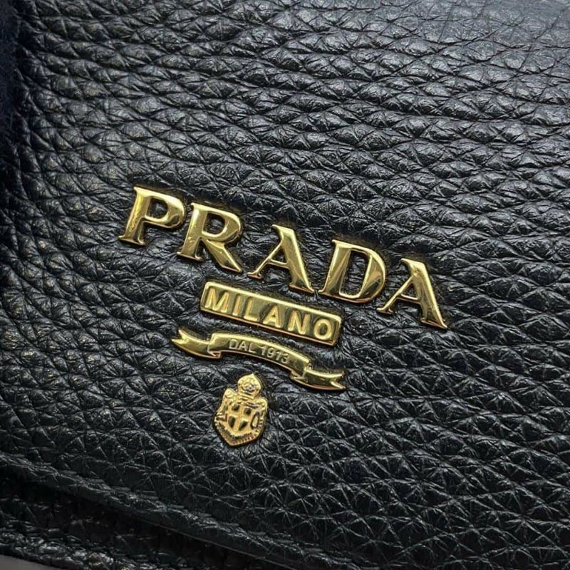 プラダ カードケース ロゴ レザー 1MC122 PRADA 財布 名刺れ 黒
