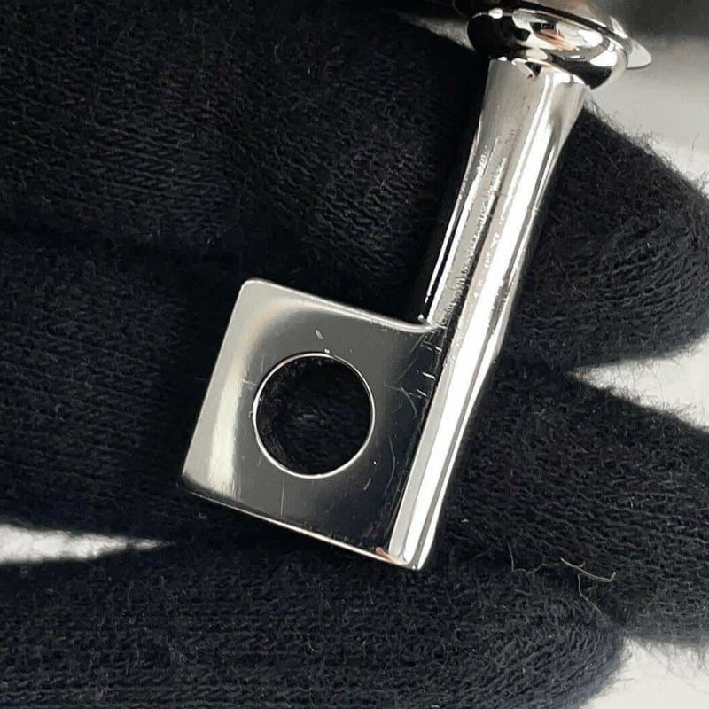 エルメス ボディバッグ ケリー アッカドPM パールグレー/シルバー金具 トゴ B刻印 メンズ