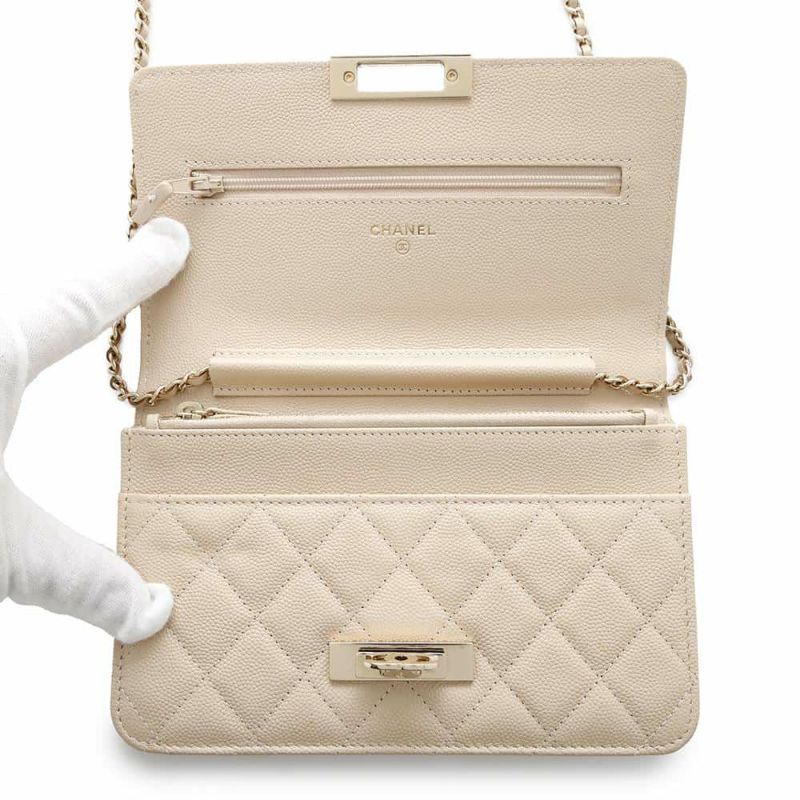 シャネル チェーンウォレット マトラッセ ココロック キャビアスキン A80766 CHANEL 財布